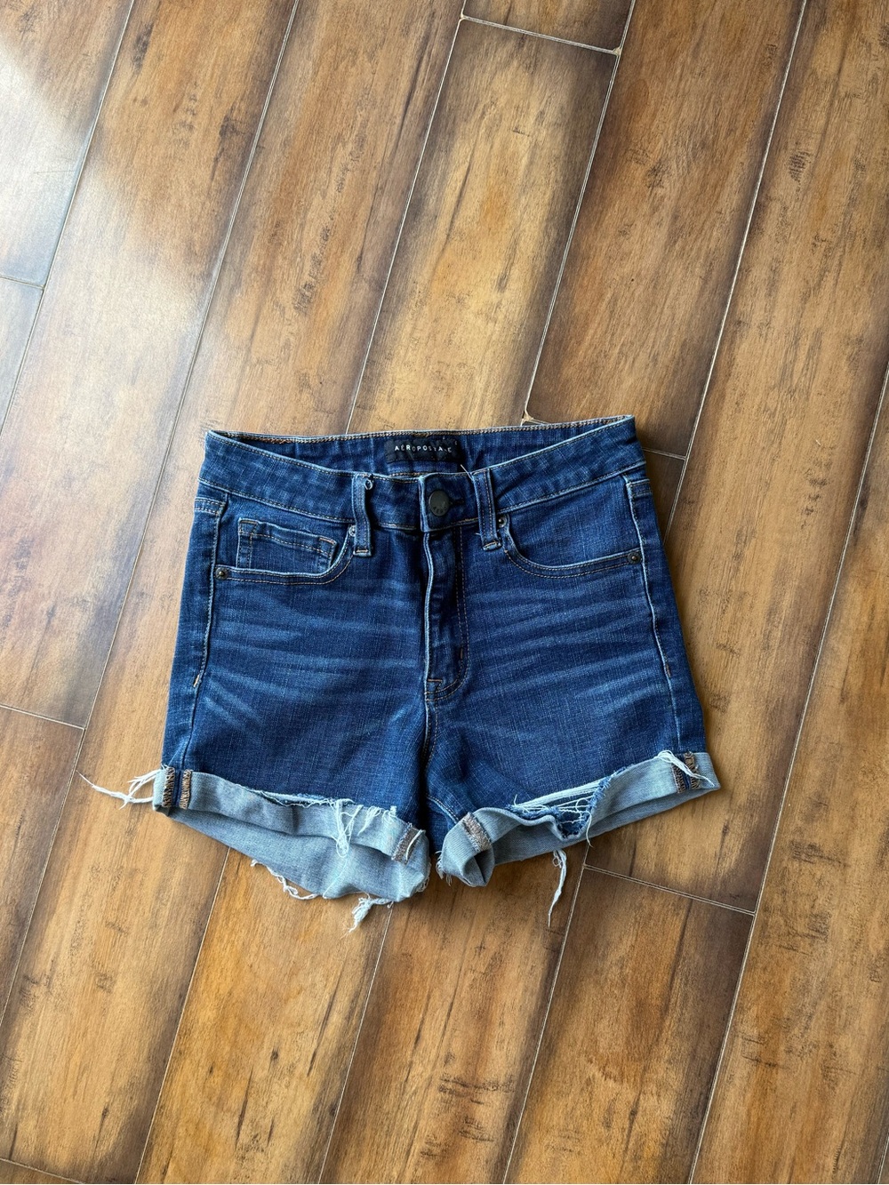 Aeropastle Dark Blue Denim Cuffed Women’s Shorts, Size 2
